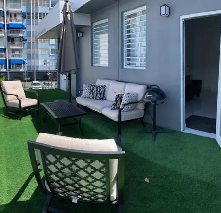 Isla Verde Oasis Ph With Private Terrace, Kingbed, Wifi, Pk Apartment